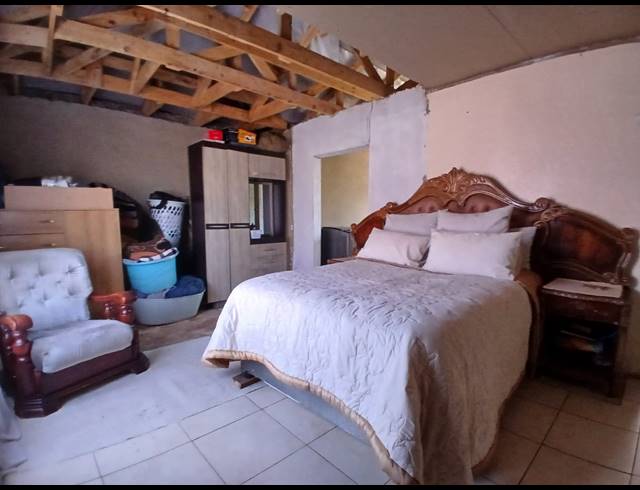 3 BEDROOM HOUSE FOR SALE IN LAKESIDE